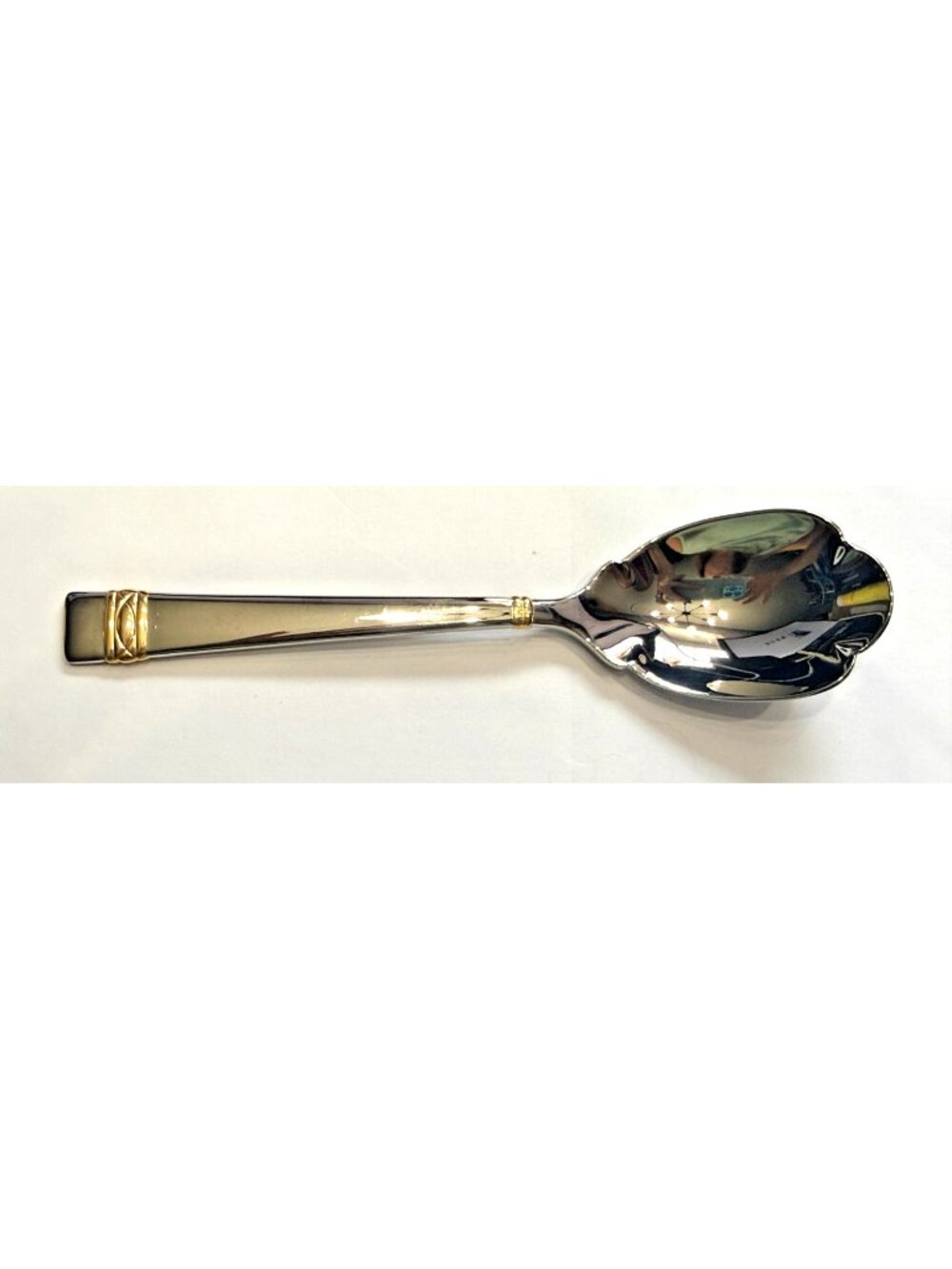 NEW Wedgwood Golden Oberon Sugar Shell Spoon 6 1/2"